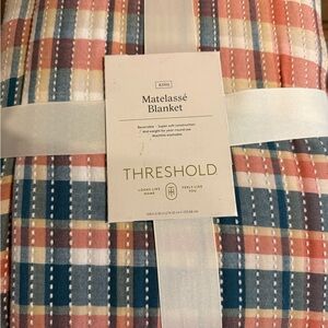 Threshold king Matelassé Blanket in Multi-Color Plaid